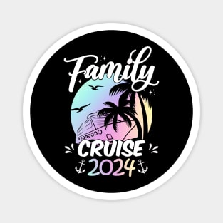 Family Cruise 2024 Retro Sailing Cruising Vacation 2024 Magnet